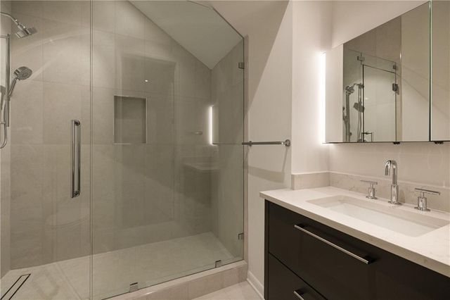 3619 Ivy Road NE, Atlanta, GA 30342