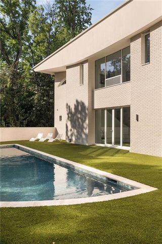 3619 Ivy Road NE, Atlanta, GA 30342