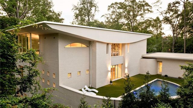3619 Ivy Road NE, Atlanta, GA 30342