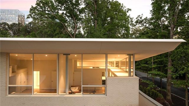 3619 Ivy Road NE, Atlanta, GA 30342