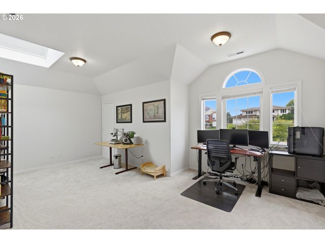 13846 Sw LEAH Ter, Portland, OR 97224