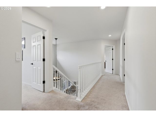 13846 Sw LEAH Ter, Portland, OR 97224