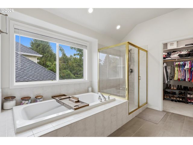 13846 Sw LEAH Ter, Portland, OR 97224