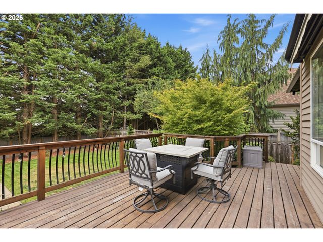13846 Sw LEAH Ter, Portland, OR 97224