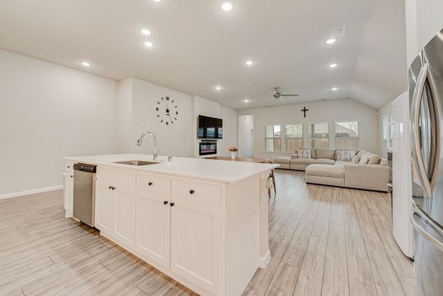 1610 Wayback Drive, Celina, TX 75009