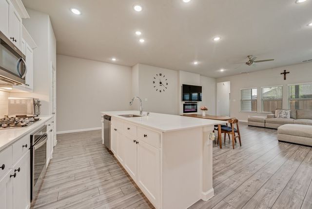 1610 Wayback Drive, Celina, TX 75009