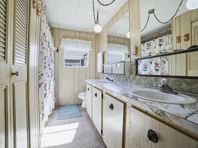 25919 ZINNIA LANE, Astatula, FL 34705