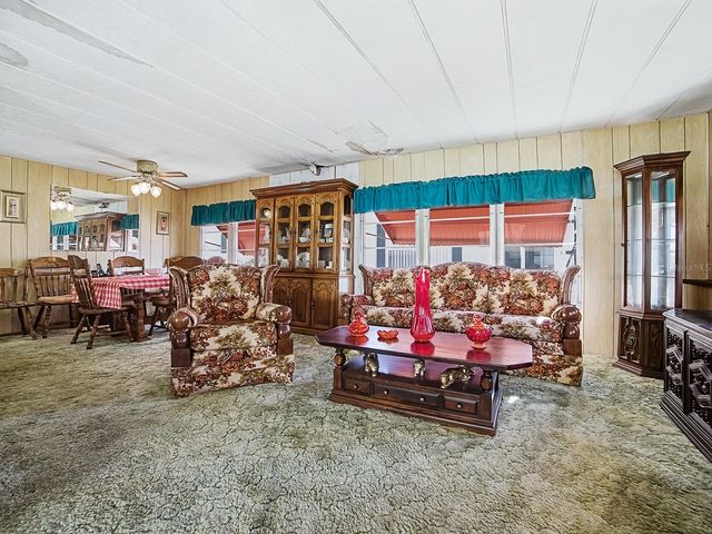 25919 ZINNIA LANE, Astatula, FL 34705