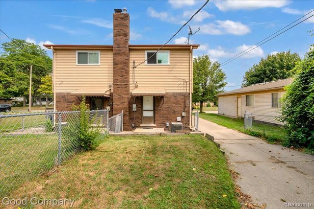 27065 Dowland Street, Warren, MI 48092