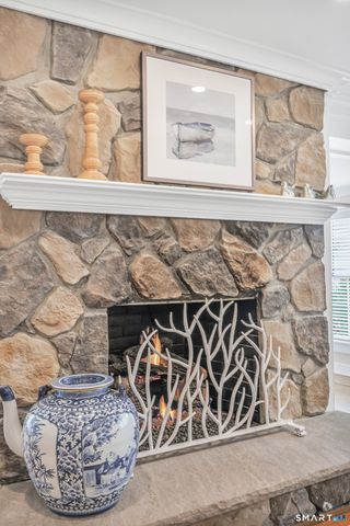 827 East Broadway, Milford, CT 06460