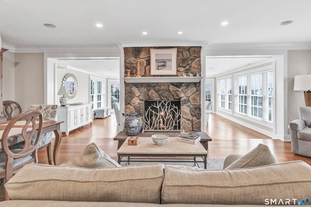 827 East Broadway, Milford, CT 06460