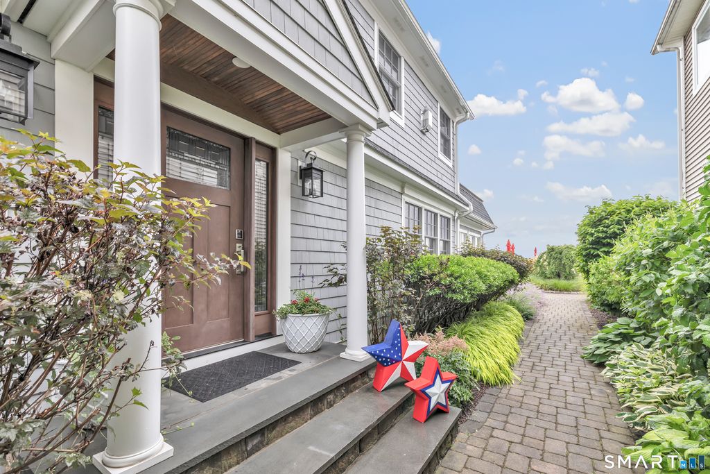 827 East Broadway, Milford, CT 06460