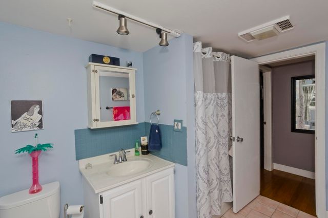 65 Beauchamp Terr., Chicopee, MA 01020