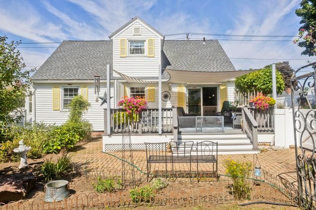 65 Beauchamp Terr., Chicopee, MA 01020