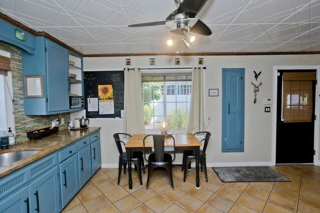 65 Beauchamp Terr., Chicopee, MA 01020
