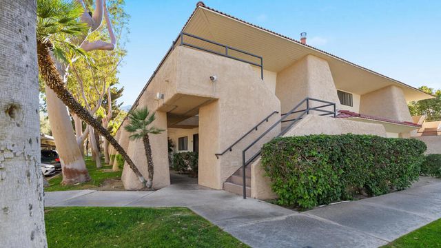 2820 N Arcadia Court 101, Palm Springs, CA 92262