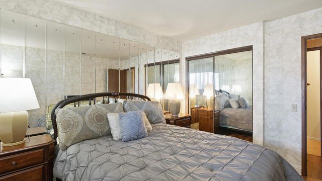 2820 N Arcadia Court 101, Palm Springs, CA 92262