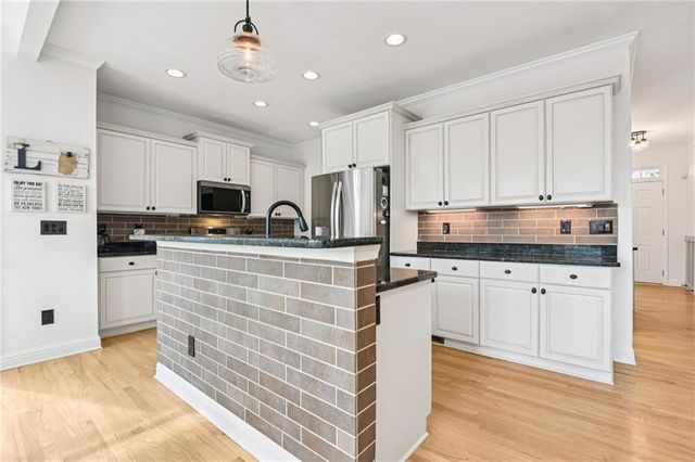 534 Oriole Farm Trail, Canton, GA 30114