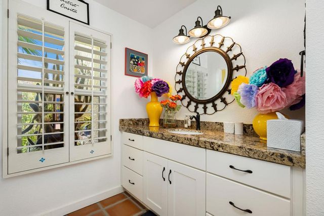 49520 Avenida Vista Bonita, La Quinta, CA 92253