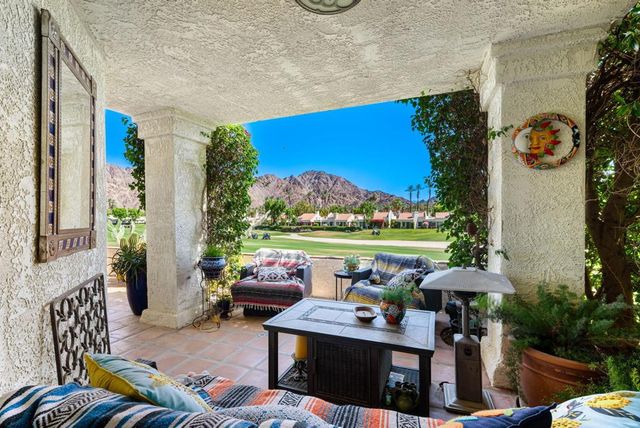 49520 Avenida Vista Bonita, La Quinta, CA 92253