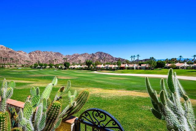 49520 Avenida Vista Bonita, La Quinta, CA 92253