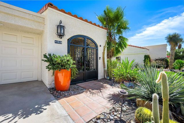 49520 Avenida Vista Bonita, La Quinta, CA 92253