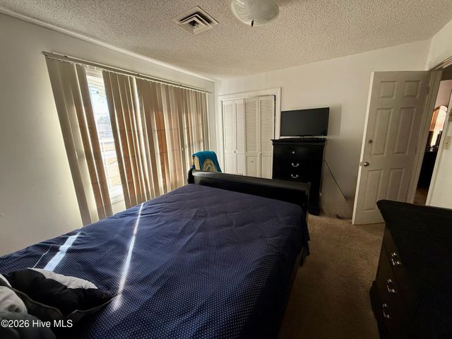 523 Village Drive, Winterville, NC 28590