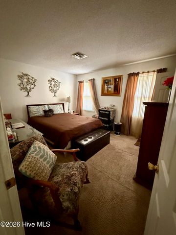 523 Village Drive, Winterville, NC 28590