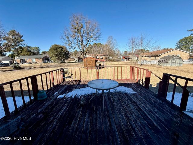 523 Village Drive, Winterville, NC 28590