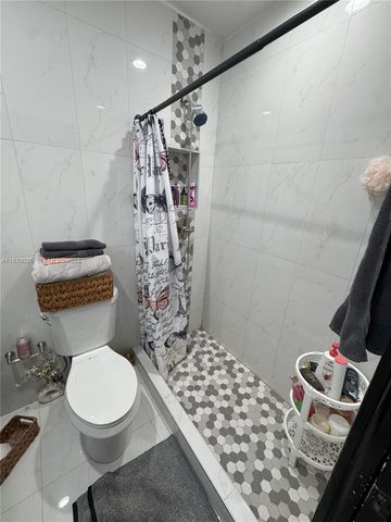 6411 W 27th Way 201, Hialeah, FL 33016