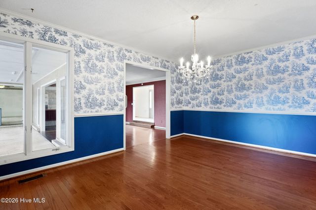 168 Leslie Drive, Hubert, NC 28539