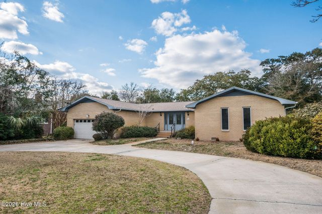 168 Leslie Drive, Hubert, NC 28539