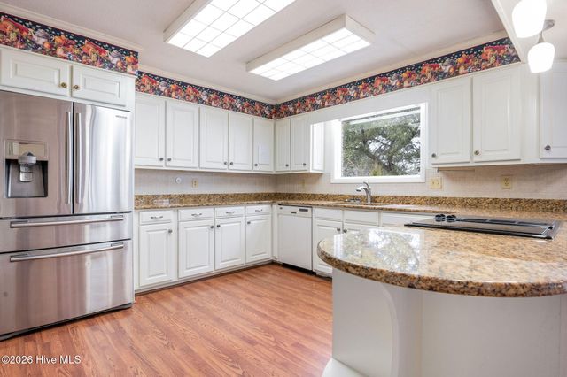 168 Leslie Drive, Hubert, NC 28539