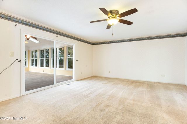 168 Leslie Drive, Hubert, NC 28539