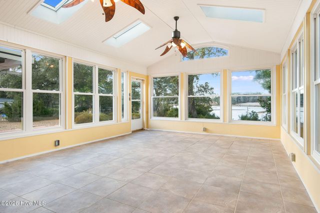 168 Leslie Drive, Hubert, NC 28539