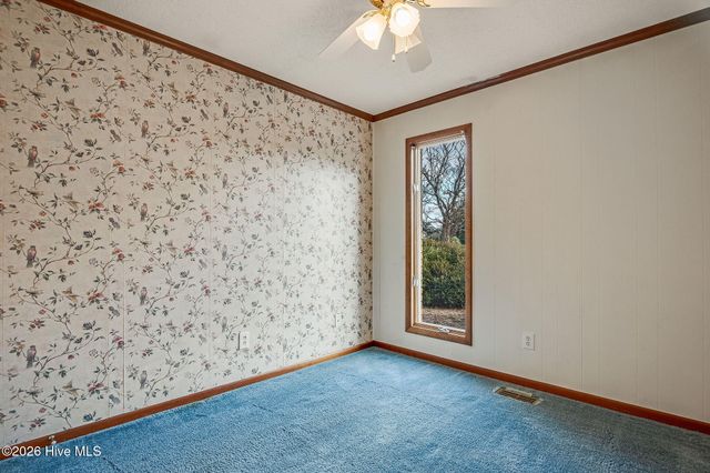 168 Leslie Drive, Hubert, NC 28539