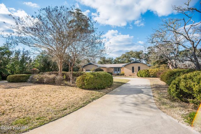 168 Leslie Drive, Hubert, NC 28539