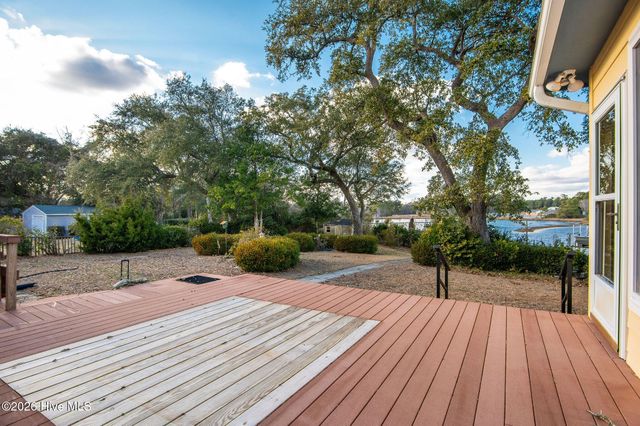 168 Leslie Drive, Hubert, NC 28539