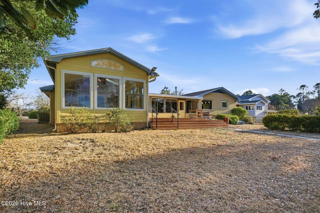 168 Leslie Drive, Hubert, NC 28539