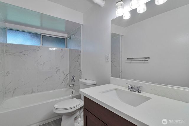 25810 129th Place SE, Kent, WA 98030