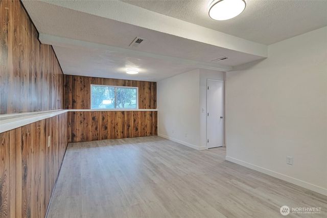 25810 129th Place SE, Kent, WA 98030