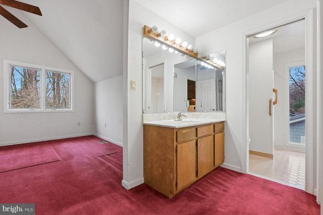 143-A E LAKE DR, Annapolis, MD 21403