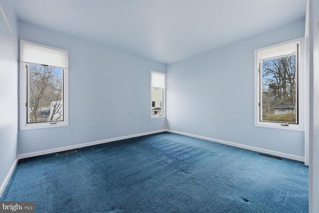 143-A E LAKE DR, Annapolis, MD 21403