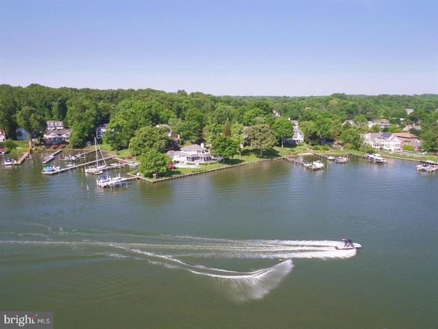 143-A E LAKE DR, Annapolis, MD 21403