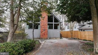 143-A E LAKE DR, Annapolis, MD 21403