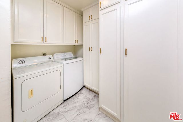 19168 Erwin Street, Tarzana, CA 91335