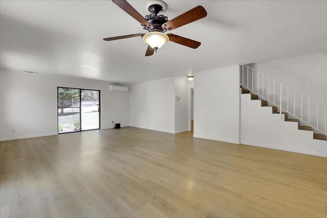 4550 S Point Rd, Diamond Springs, CA 95619