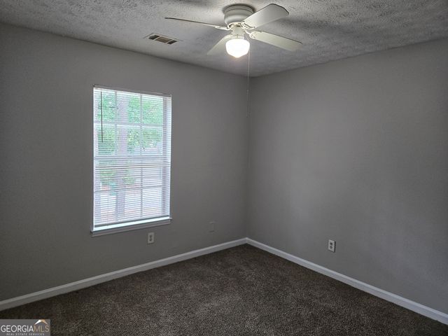 447 Sherwood Circle, Stone Mountain, GA 30087