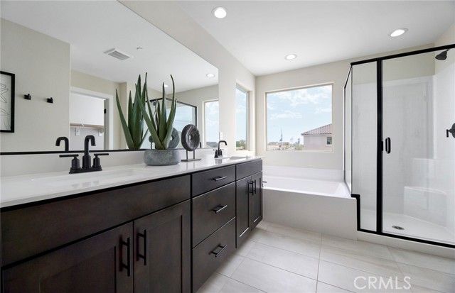 4629 Stratford Place, Perris, CA 92571