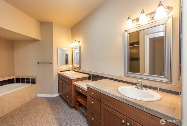 71 Mount Baker Drive, Sequim, WA 98382